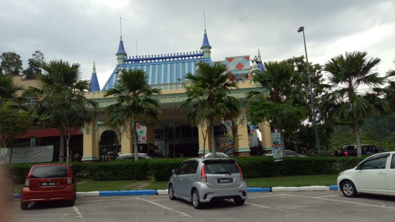 Homemuslim Gambang Kampong Pohoi Екстериор снимка